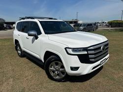 2024 Toyota Landcruiser Sahara