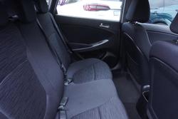 2015 Hyundai Accent Active