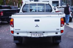 2014 Mitsubishi Triton GLX