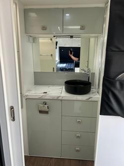 2021 Design RV Forerunner Van 5, 20'