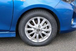 2015 Toyota Yaris ZR