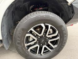 2024 Ford Everest Platinum