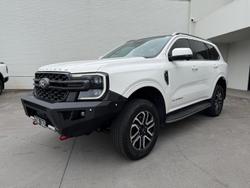 2024 Ford Everest Platinum