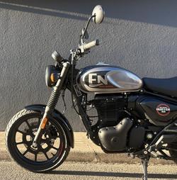 2025 Royal Enfield Hunter 350 Hunter Grey