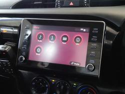 2024 Toyota Hilux SR