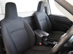 2024 Toyota Hilux SR