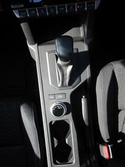 2025 Mitsubishi Triton GLX-R