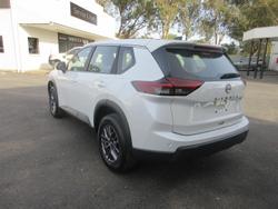 2026 Nissan X-TRAIL ST