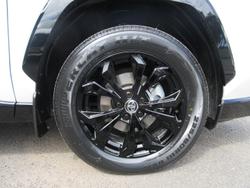 2024 Toyota RAV4 XSE