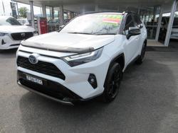 2024 Toyota RAV4 XSE
