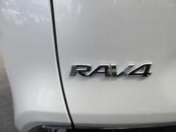 2024 Toyota RAV4 XSE