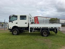 2018 Hino 300 Series 817 White