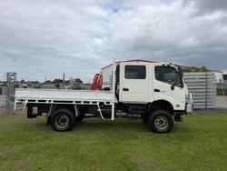 2018 Hino 300 Series 817 White
