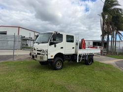 2018 Hino 300 Series 817 White