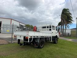 2018 Hino 300 Series 817 White