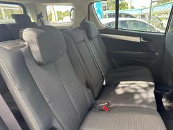 2017 Isuzu MU-X LS-U MY17 4x2 Titanium Silver