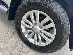 2017 Isuzu MU-X LS-U MY17 4x2 Titanium Silver