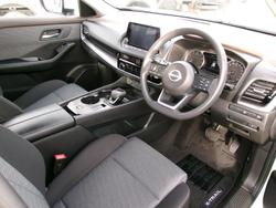 2025 Nissan X-TRAIL ST