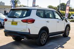 2022 LDV D90 Executive
