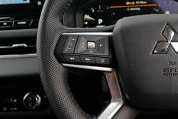 2026 Mitsubishi Outlander LS