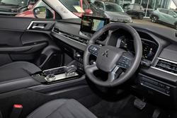 2026 Mitsubishi Outlander LS