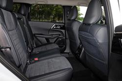 2026 Mitsubishi Outlander LS