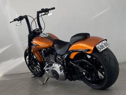2014 Harley-Davidson Breakout 103 (FXSB) Softail Orange