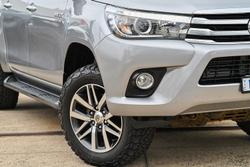 2016 Toyota Hilux SR5