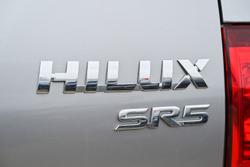 2016 Toyota Hilux SR5