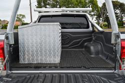 2016 Toyota Hilux SR5