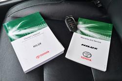 2016 Toyota Hilux SR5