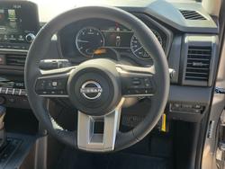 2025 Nissan Navara ST