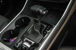 2026 Kia Carnival Sport KA4 PE MY26 Panthera Metal