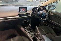 2017 Mazda 3 Maxx