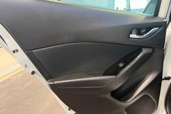 2017 Mazda 3 Maxx