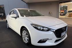 2017 Mazda 3 Maxx