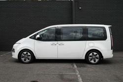 2022 Hyundai STARIA