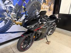 2015 Yamaha YZF-R3 BLACK