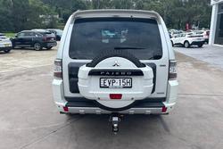 2014 Mitsubishi Pajero Exceed NW MY14 4X4 Dual Range White