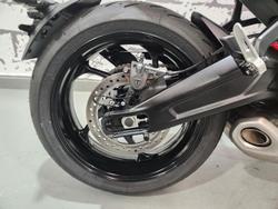 2026 Triumph Trident 660 Trident White