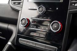 2023 Renault Koleos Life