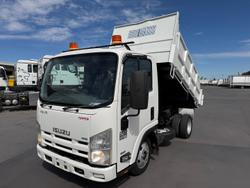 2015 Isuzu N Series NLR 200