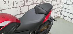 2026 Triumph Trident 800 Trident Red