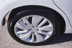 2017 Suzuki Swift GL Navigator