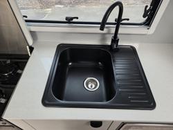 2025 Traveller Destination Track Dst20be