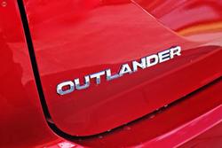 2025 Mitsubishi Outlander ES ZM MY25 AWD Red Diamond