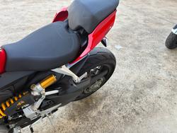 2023 DUCATI STREETFIGHTER V2 Red