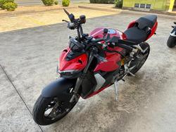 2023 DUCATI STREETFIGHTER V2 Red