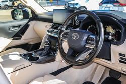 2024 Toyota Landcruiser VX