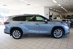 2022 Toyota Kluger Grande